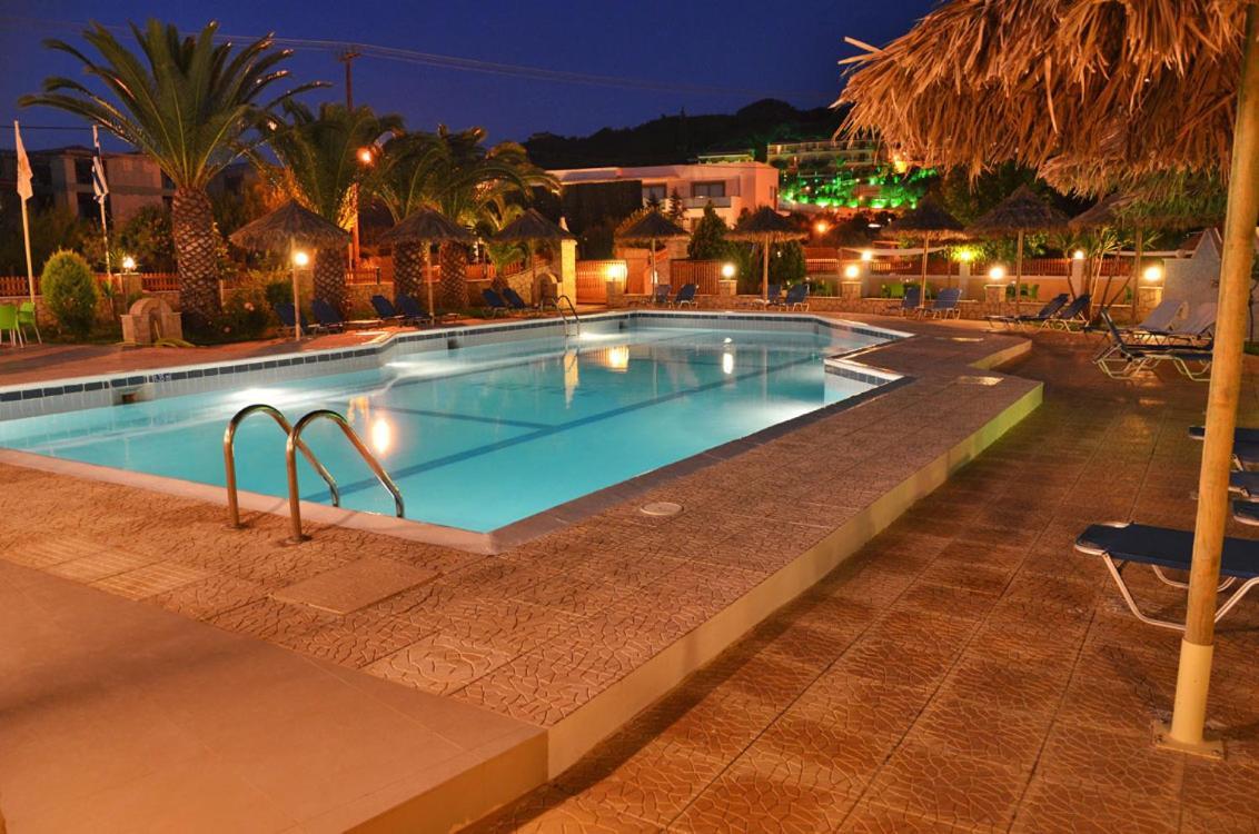 Sunny Garden Hotel Τσιλιβί Εξωτερικό φωτογραφία