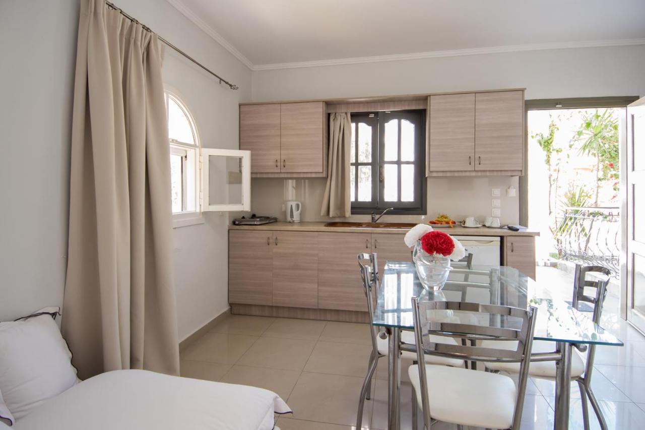 Sunny Garden Hotel Τσιλιβί Εξωτερικό φωτογραφία