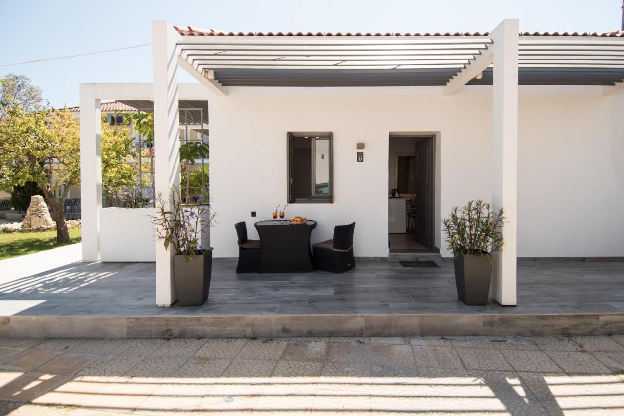 Sunny Garden Hotel Τσιλιβί Εξωτερικό φωτογραφία